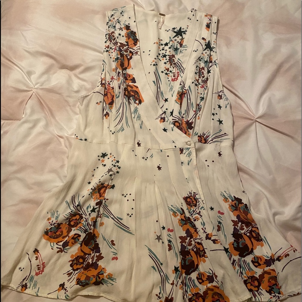Free people sleeveless shirt size Large